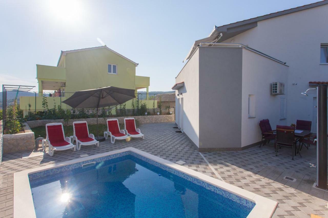 Villa Supuk Vinišće Exterior foto